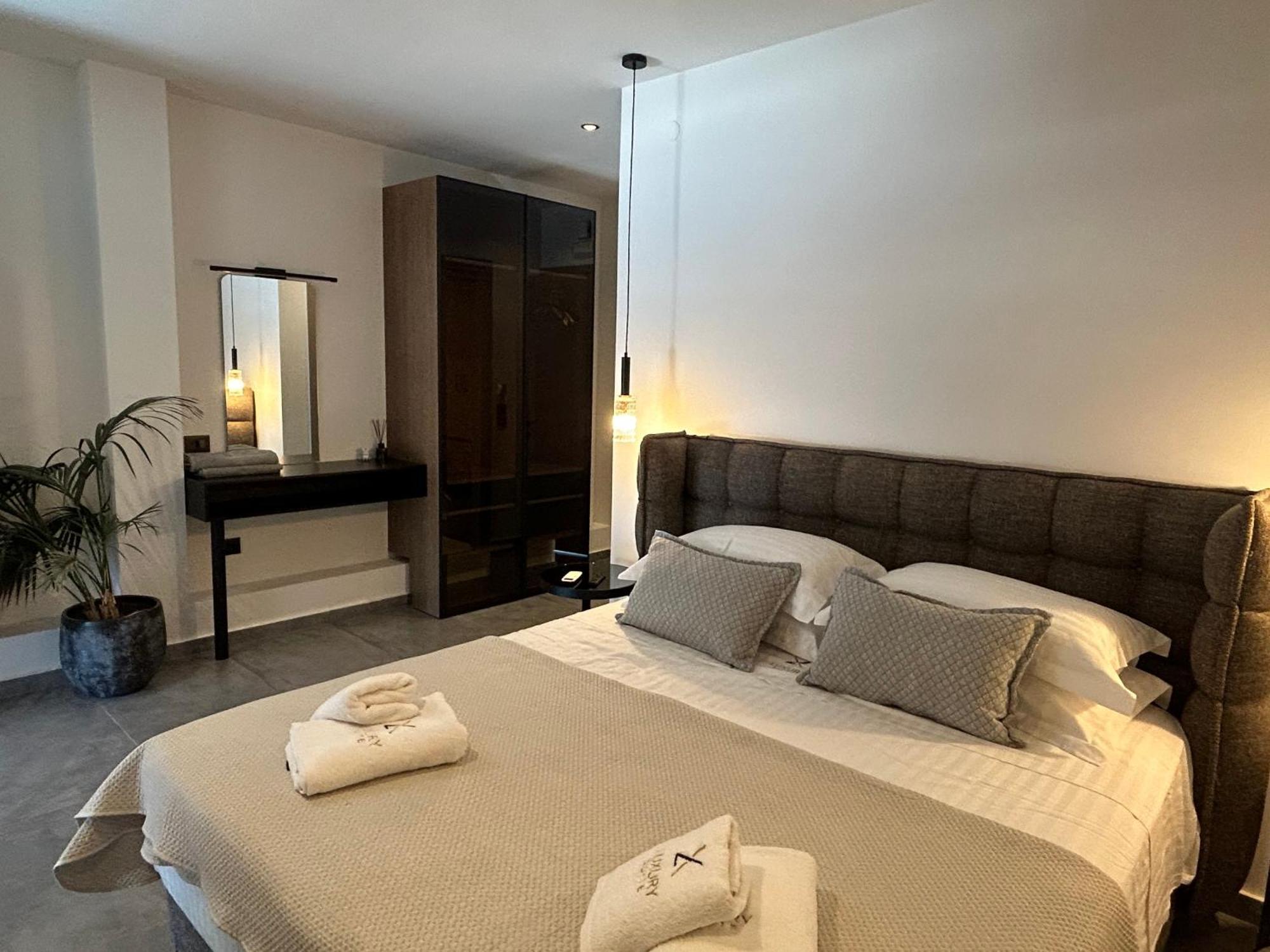 X Luxury Suites Argostoli  Eksteriør billede
